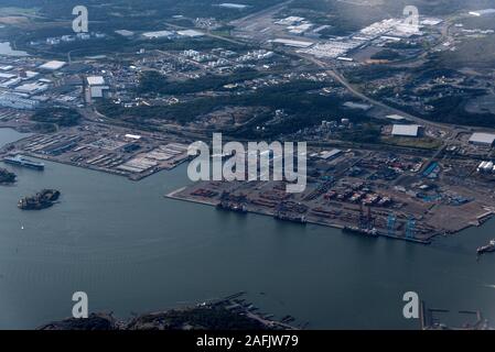 Mit Blick auf den Hafen von Göteborg auf dem Fluss Gota alv an der Westküste von Schweden. Der Hafen ist der größte in den nordischen Ländern (Norwa Stockfoto