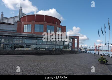 Goteborgesoperan (Göteborg Opera House) bei Lilla Bommen in Göteborg, Schweden. Es Stadien andere Aufführungen wie Ballett, Tanz, Musicals und Co Stockfoto