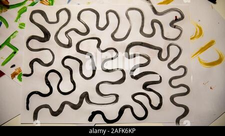 Schwarze Schilder mit Gouache und Pinsel gezeichnet. Stockfoto