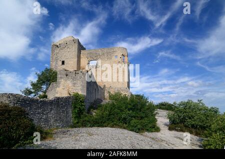 Mittelalterliches Schloss oder Burg in die Haute Ville, mittelalterliches Viertel oder historischen Bezirk Vaison-la-Romaine Vaucluse Provence Frankreich Stockfoto