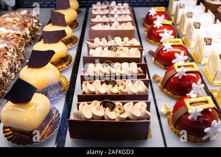 Wiener Gebäck und Pralinen für Verkauf, Cafe Central Konditorei und Café, Wien Österreich Europa Stockfoto