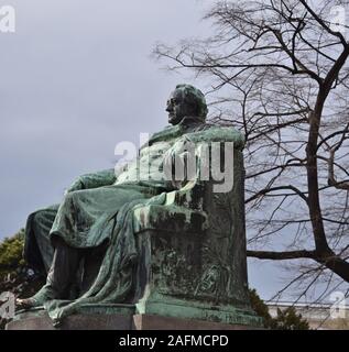 Österreich, Wien - MÄRZ 25: Wien ist die Hauptstadt und größte Stadt Österreichs. Blick auf die Skulptur von Goethe in Wien am 25. März 2019, Österreich. Stockfoto