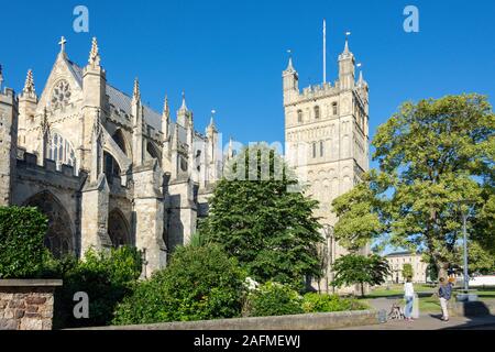 Der Südturm, die Kathedrale von Exeter, Exeter, Devon, England, Vereinigtes Königreich Stockfoto