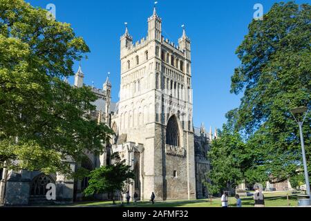 Der Südturm, die Kathedrale von Exeter, Exeter, Devon, England, Vereinigtes Königreich Stockfoto
