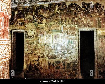 Die Bilder in der Ajanta Höhlen überwiegend die Jataka Geschichten erzählen. Diese sind buddhistische Legenden, die den vorangegangenen Leben des Buddha. Stockfoto