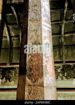 Die Bilder in der Ajanta Höhlen überwiegend die Jataka Geschichten erzählen. Diese sind buddhistische Legenden, die den vorangegangenen Leben des Buddha. Stockfoto