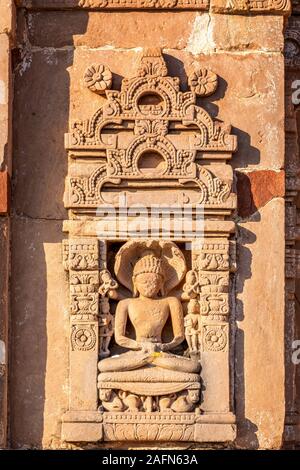 Schnitzereien aus dem Osiyan Mata Tempel (Shri Sachchiyay Mataji), Osian, Rajastahn, Indien Stockfoto