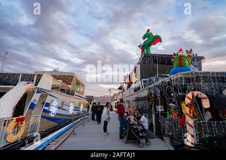 Las Vegas, DEC 14: Christmas Boot Wettbewerb der Callville Bay Resort & Marina am 14.Dezember, 2019 in Las Vegas, Nevada Stockfoto