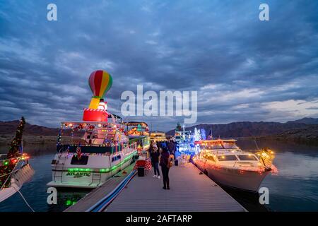 Las Vegas, DEC 14: Christmas Boot Wettbewerb der Callville Bay Resort & Marina am 14.Dezember, 2019 in Las Vegas, Nevada Stockfoto