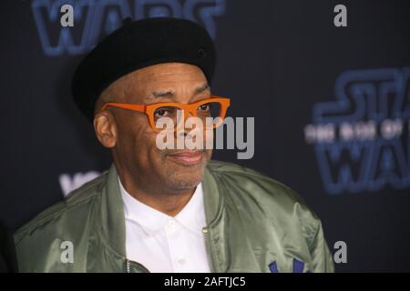 Los Angeles, USA. 16 Dez, 2019. Spike Lee bei lucasfilm's 'Star Wars: Der Aufstieg der Skywalker' Weltpremiere auf El Capitan Theatre in Los Angeles, CA, 16. Dezember 2019 statt. Foto: Joseph Martinez/PictureLux Credit: PictureLux/Hollywood Archiv/Alamy leben Nachrichten Stockfoto