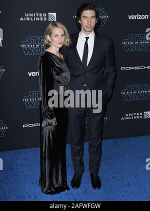 Los Angeles, USA. 16 Dez, 2019. (L - R) Joanne Tucker und Adam Treiber im Disney's STAR WARS der Aufstieg von Skywalker am Dolby Theatre in Hollywood, CA am Montag, den 16. Dezember 2019 statt. (Foto durch Sthanlee B. Mirador/Sipa USA) Credit: Sipa USA/Alamy leben Nachrichten Stockfoto