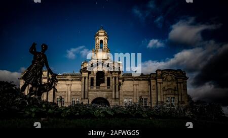 Verschiedene allgemeine Ansichten, Bradford, West Yorkshire, UK. November 2019. Credit: Gefangen Light Fotografie/Alamy. Stockfoto