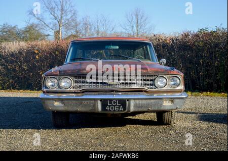 1963 Ford Galaxy Country Sedan Kombi, Patina oder Ratte Look '60s American Car mit einem 6/3 Liter V8 Stockfoto