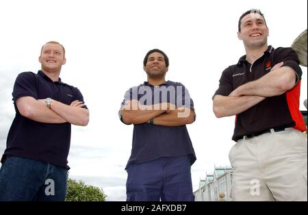 Drei von Wales und capatins für die Tour Down Under abgebildet an das Tal von Glamorgan Hotel heute (Sonntag, 11/5/03). Abgebildet sind nach rechts Martyn Williams, Colin Charvis und Stephen Jones verließ. Stockfoto