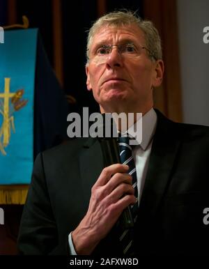 Saltoun Kirk, East Lothian, Schottland, UK allgemeine Wahl 2019 Bundesbuerger zur Wahl als MP: Kenny MacAskill, SNP-Kandidat Stockfoto