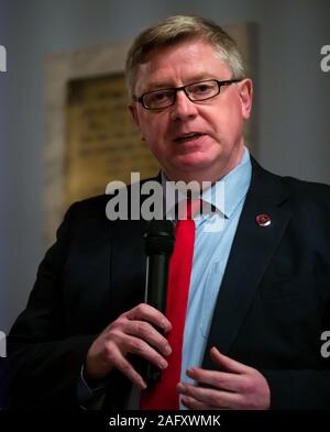 Saltoun Kirk, East Lothian, Schottland, UK allgemeine Wahl 2019 Bundesbuerger zur Wahl als MP: Martin Whitfield Scottish Labour Party Kandidat Stockfoto