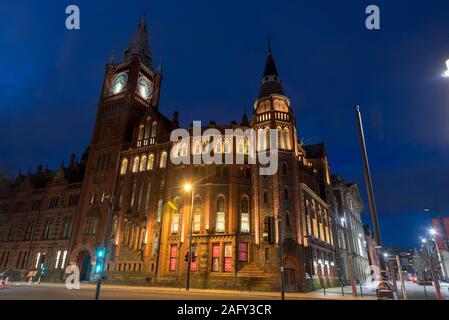 Universität Liverpool Gebäude Brownlow Hill in der Nacht. Stockfoto