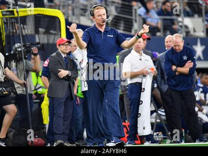 15.12.2019: Dallas Cowboys Head Coach Jason Garrett während ein NFL Spiel zwischen den Los Angeles Rams und die Dallas Cowboys bei AT&T Stadium in Arlington, TX Dallas besiegt Los Angeles 44-21 Albert Pena/CSM Stockfoto