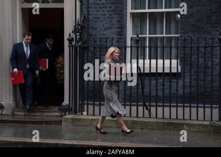 London, Großbritannien. 16 Dez, 2019. Ester Mcvey, Wohnungswesen, Downing Street nach einer Kabinettssitzung. Claire Doherty/Alamy leben Nachrichten Stockfoto