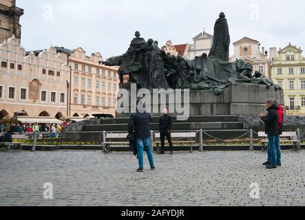 Jan Hus Denkmal Statue Altstädter Ring in Prag in der Tschechischen Republik Europa Stockfoto