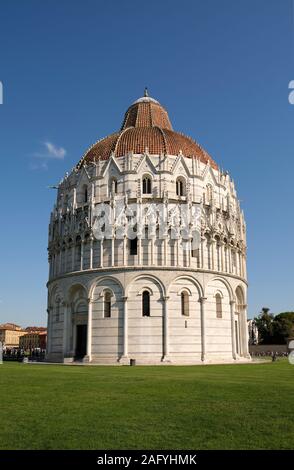 Taufkapelle St. Johannes/Baptisterium San Giovanni in der Piazza dei Miracoli in Pisa Toskana Italien EU Stockfoto