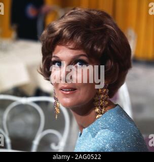 Bunte Notenschau, Unterhaltungsshow, Deutschland 1970, Moderation: Tatjana Iwanow Stockfoto