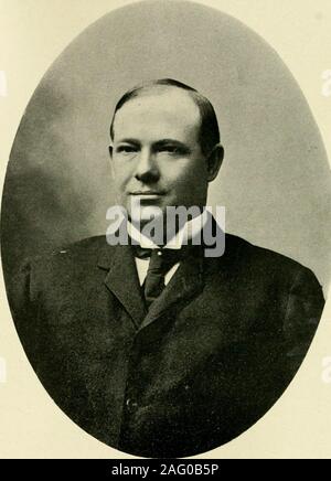 . Geschichte der Osage County, Pennsylvania und seiner hundertjährigen Feier,. Zu diesem Land whenhe war zwei Jahre alt. Die Familie zuerst an den Steinen ist, anhebenund bald danach in, was jetzt Rochester Township, auf afarm, wo Joseph sein ganzes Leben gelebt. Er war immer devotedto die Verfolgungen von Landwirtschaft, und folgte diesem occupationsuccessfully, Akquisition von Industrie und Sparsamkeit großen echten estateholdings. Er erwarb die beste Bildung, dass die Zeiten andcommunity um über geleistet, und sein Ruf für wisdomand Integrität in der Zeit führte zu seiner Auswahl als einer der theassociate Jud zu dienen Stockfoto