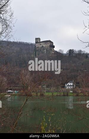 Festung von Greifenstein über die Donau in Österreich, in der Nähe von Wien Stockfoto