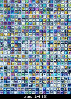 Mosaik Wand von kleinen quadratischen Kacheln Stockfoto