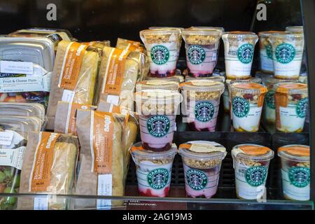 Miami Florida, Key Biscayne, Sony Ericsson OpenAL Tennisturnier, Café, Starbucks Coffee, Barista, Vitrinenverkauf, Gastronomie, Verkäufer Stände Buh Stockfoto