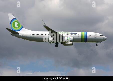 Transavia Dänemark Boeing 737-800 mit der Registrierung OY-TDA auf kurze letzte für die Piste 04 L der Kopenhagener Flughafen Kastrup. Stockfoto