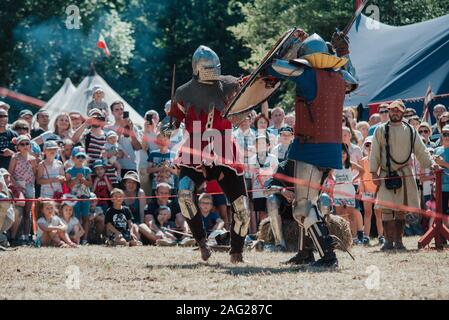 07/07/2018 Wojnowice, Polen, Turnier, Ritter' Match auf dem Schlachtfeld Stockfoto