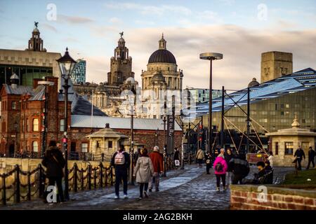 Liverpool Sehenswürdigkeiten am Ufer des Flusses Mersey. Stockfoto