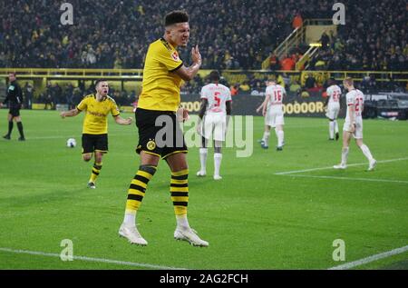 BVB-RB Leipzig Fussball, Dortmund, August 26, 2018 Fans ...