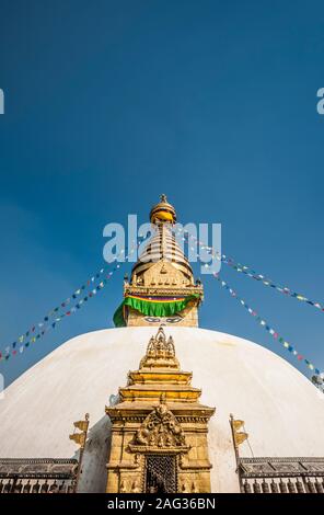 Die Kuppel und der Goldspire von Swayambhunath Stupa, Kathmandu, Nepal Stockfoto