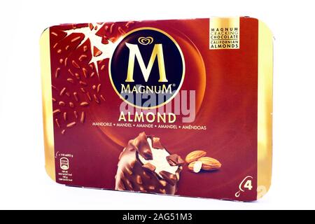 Algida Magnum Eis. Magnum Algida ist eine Marke von Unilever Stockfoto