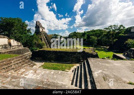 TIKAL, GUATEMALA Pyramiden in El Peten, Tikal National Park. Stockfoto