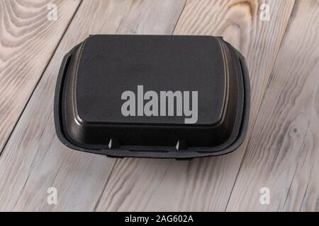 Schwarz Styropor Behälter, Box mit Deckel. Stockfoto
