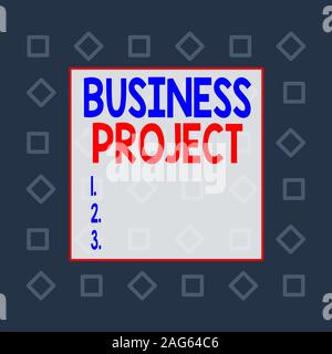 Schreiben Hinweis Übersicht Business Projekt. Business Konzept für geplante Satz miteinander verwandter Aufgaben im Laufe der Zeit Quadrat Rechteck Blatt Papier lo ausgeführt werden. Stockfoto