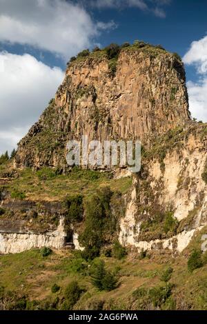 Äthiopien, Amhara, Lalibela, Mount Abuna Yosef, steilen Fels oberhalb Asheton Maryam Kloster eines der größten Klöster des Landes Stockfoto