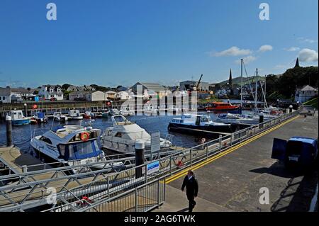 Ein Blick auf die Boote im Hafen, Girvan, Ayrshire, Schottland Stockfoto