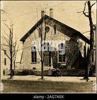 . Präsentation und der Enthüllung der Gedenktafeln zur Erinnerung an die Lincoln und Verbrennungen Ereignis (19. November 1863): Bei der Presbyterianischen Kirche, Gettysburg, Pa., November 19th, 1914 statt. e Gebäude und James B. Aumen Handeln für den Oberst E. B. bewältigen, der Spender, die Lincoln Tablet auf der Vorderseite der Kirche verhüllt. 1 - *?!. ABftAHAiVI Ll^iCOLlVI in dieser Kirche ^^ NOVEMBER 19 iShMON der [&gt; AY ER NATIONALEN DEDrpITHF CEMETEBY" n^machte seinen unsterblichen Adresse? P ^^M" mm 0 Mil 0 ilil/^ FOTO VON TIPTON, Gettysburg. PA^a^e 46 Y/. aiOGd - O&U 0 5 IZ 0 UNS. Foto von Tipton, Gettysburg, Pa. Die PRESBYTERIANISCHE CHURCHGettysburg, P Stockfoto