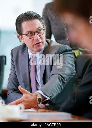 Berlin, Deutschland. 18 Dez, 2019. Andreas Scheuer (CSU), Bundesminister für Verkehr und digitale Infrastruktur, nimmt an der Sitzung des Bundeskabinetts im Bundeskanzleramt. Credit: Kay Nietfeld/dpa/Alamy leben Nachrichten Stockfoto