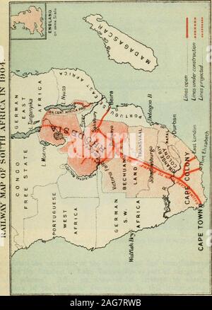 . Schottische geographische Zeitschrift. aland Eisenbahn Gesellschaft wurde gegründet, um den Bau einer 3-Meter-6 Manometer linefrom Umtali in Salisbury zu tragen. Die Arbeit wurde am 11. Januar 1898 begonnen, und die Strecke wurde in Ma abgeschlossen) 1899, auf welches Datum Salisbury wasin direkte Bahn Kommunikation mit Beira. Da die Linie von Beira toUmtali nur eines 2-Füße, erhebliche Kosten und Verzögerungen waren in - in denen die Güter von der Schmalspurbahn auf der Breitspur Linie entstanden, und es wurde auch festgestellt, dass die 2-Fuß-gauge Line nicht mit thenecessary Verkehrsaufkommen bewältigen konnte, wurde beschlossen, zu erweitern Stockfoto