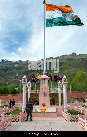 Kargil Kriegerdenkmal in Dras, Ladakh, Indien Stockfoto