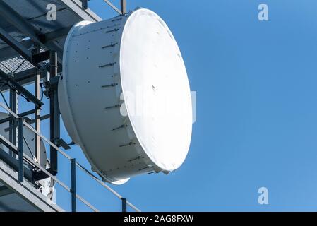 Antenne auf einem Turm an Schockl Berg in Graz. Stockfoto