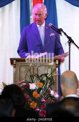 Der Prinz von Wales bei der Rede, als er ein Advent Service am Emmanuel Christian Fellowship Church in London besucht, die den von der Ostern Angriffe in Sri Lanka betroffen erinnern. PA-Foto. Bild Datum: Mittwoch, 18 Dezember, 2019. Photo Credit: Tim Whitby/PA-Kabel Stockfoto