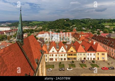 St. Egidius Giles Basilika Dach in Old Town Square in Bardejov, Slowakei Stockfoto