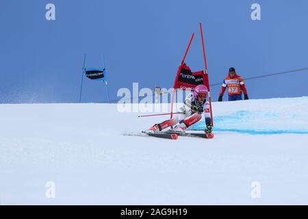 17. Dez 2019 Courchevel Frankreich Forni Josephine konkurrieren in Audi FIS Alpine Ski World Cup 2019/20 Riesenslalom der Frauen Ski Sport Wintersport Stockfoto