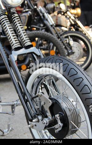 Trommelbremse auf dem Rad der Alten Schule Motorrad Stockfoto